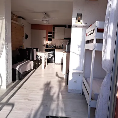 Apartment T2 De 32m2 *